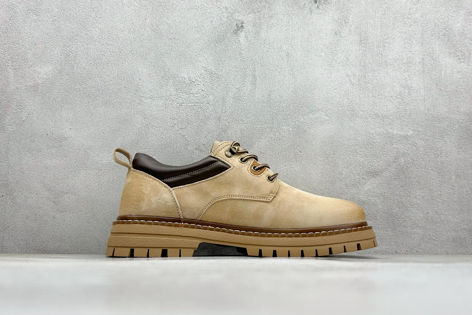 🐲💰 560 support store Timberland/Timberland classic outdoor low-top work casual shoes, classic re-upgraded, Guangdong factory quality, original box and original packaging, the fabric is made of Italian 🇮🇹 top-grade frosted cowhide, with anti-odor and anti-corrosion genuine leather latex insoles, giving you a perfect wearing experience, high quality and durable, a must-have for sportsmen, specializes in looking good, high-quality and first-class foot feel, exclusive supply Item number: TB73533 Size: 39-44 (one size larger)